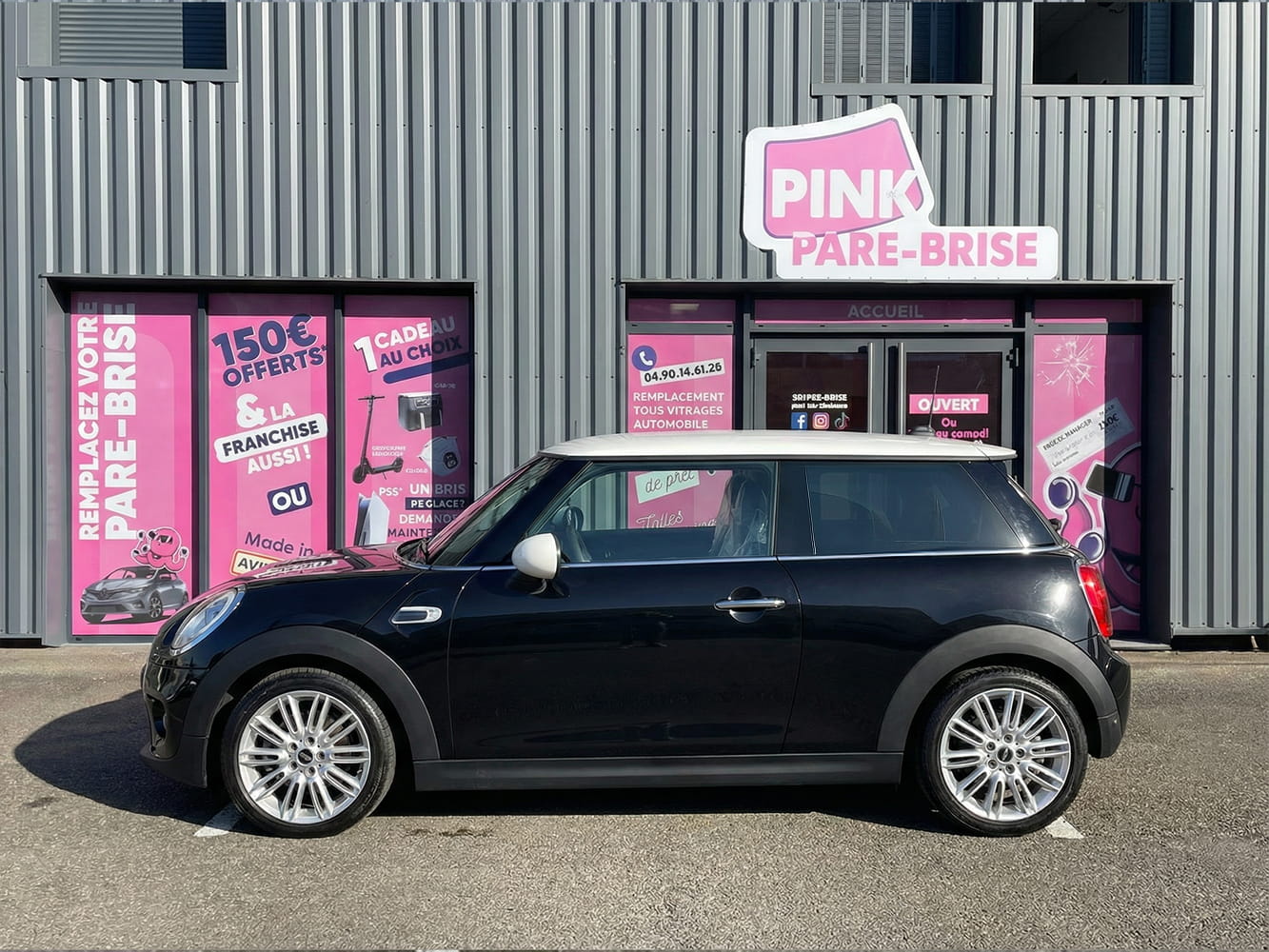 Mini avec vitres teintées posées par Pink Tint