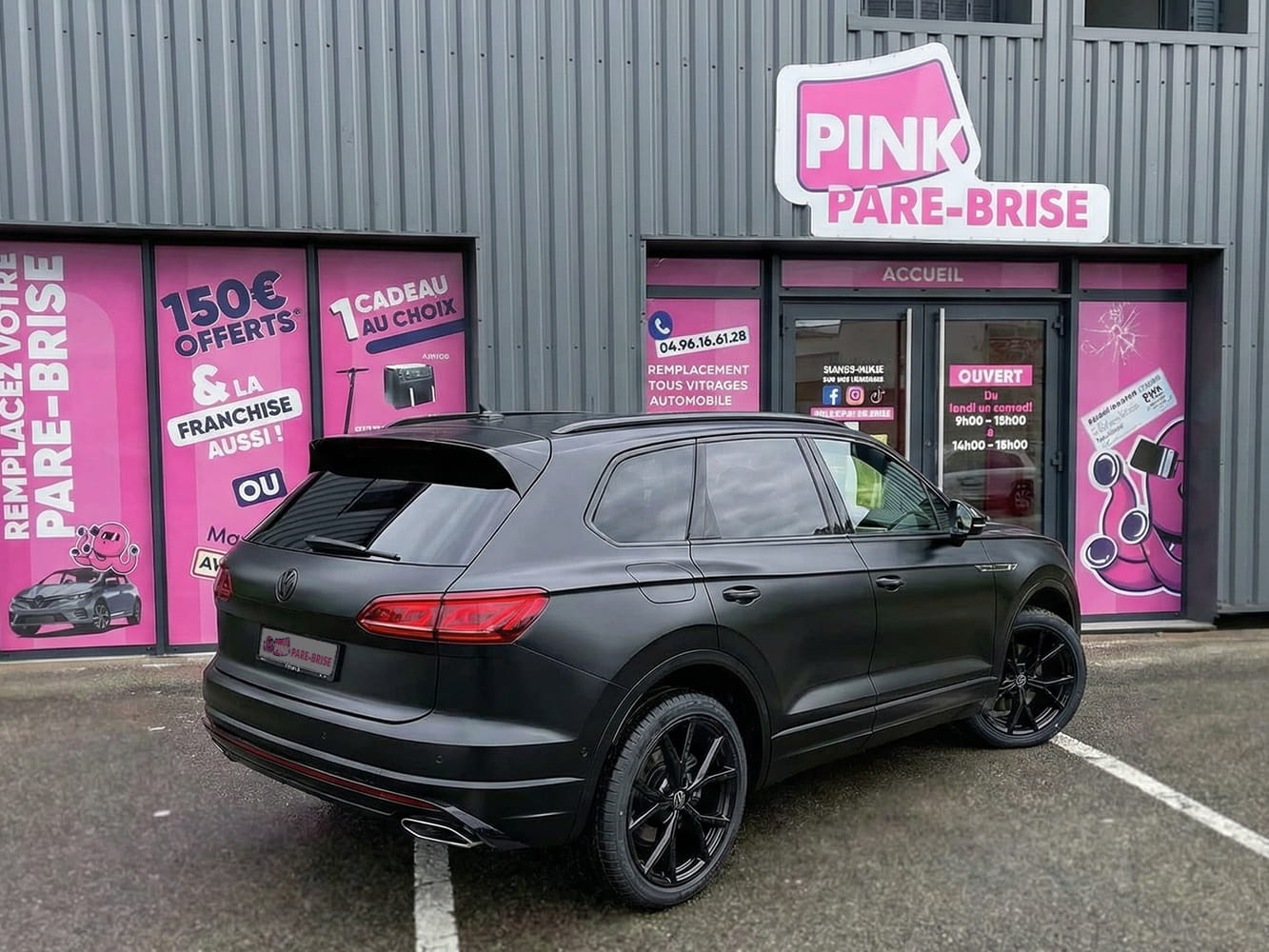 Volkswagen avec vitres teintées posées par Pink Tint